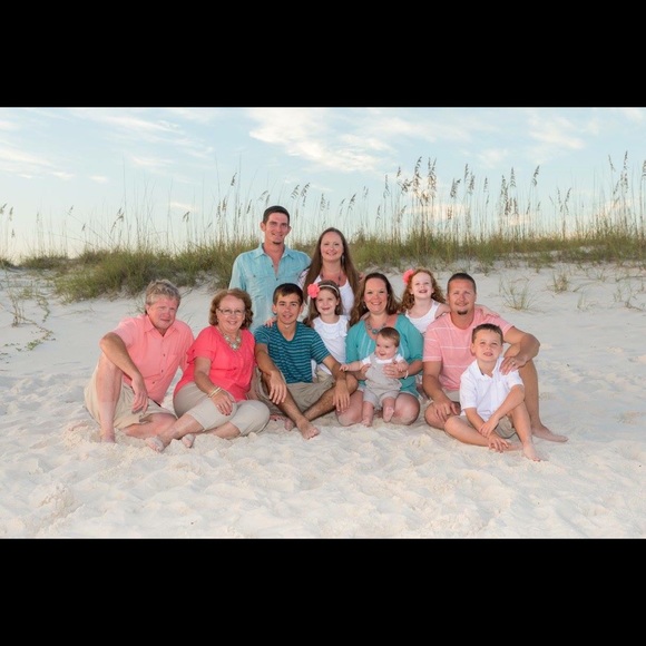 Jennifer, the savvy shopaholic 🥥🌴🌺☀️🌊🐠🏖⛵️ - Picture 6 of 8